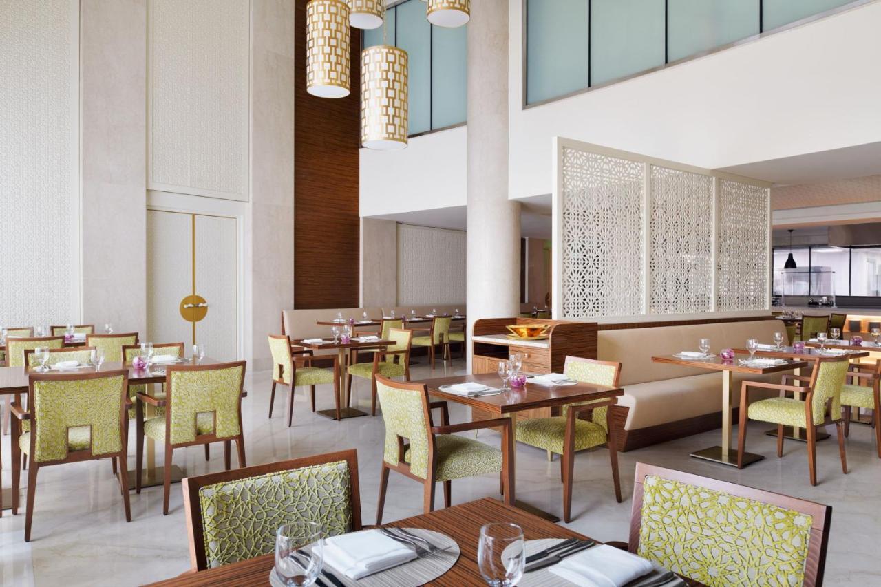 Marriott Executive Apartments الخبر المظهر الخارجي الصورة The restaurant