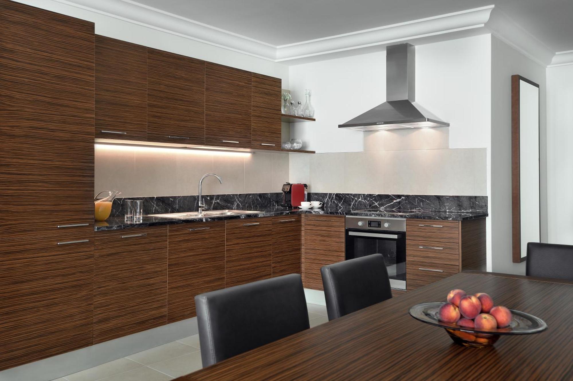 Marriott Executive Apartments الخبر المظهر الخارجي الصورة A modern kitchen